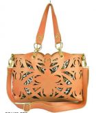 Bolsa Retails in Leather